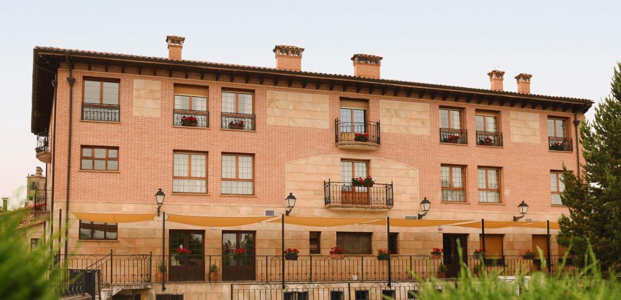 Hotel Rural Villa De Винуеса Екстериор снимка