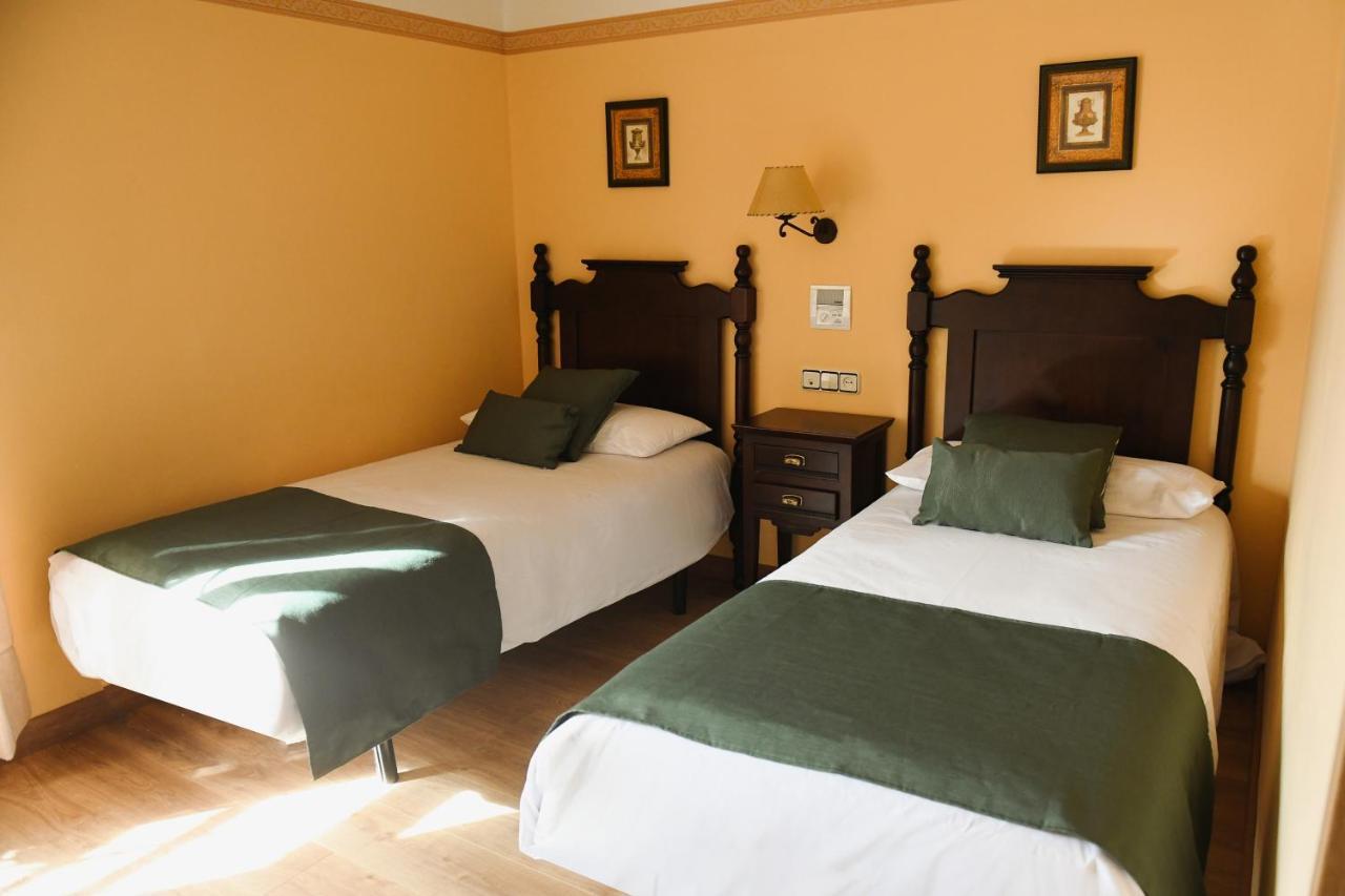 Hotel Rural Villa De Винуеса Екстериор снимка