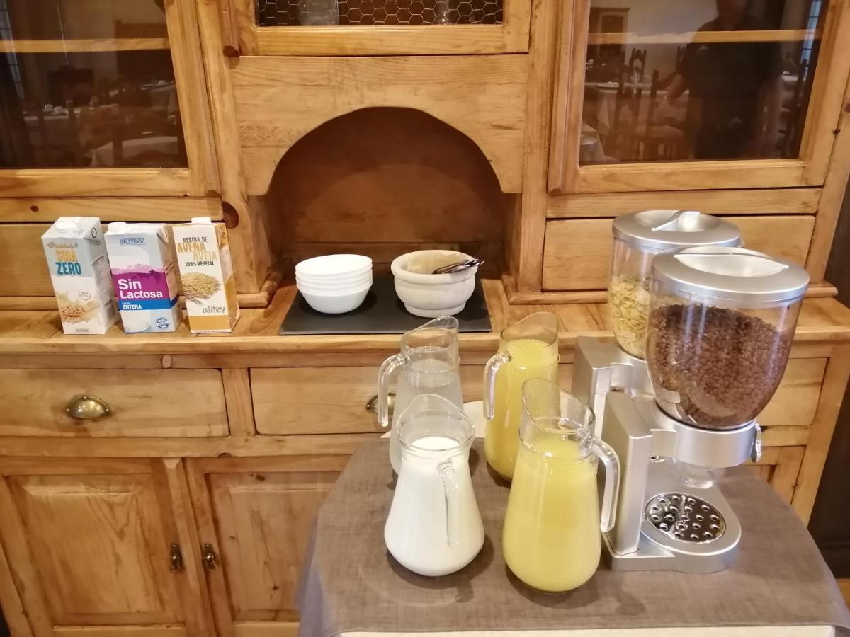 Hotel Rural Villa De Винуеса Екстериор снимка